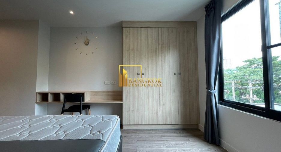 For rent 2 bedrooms apartment in Watthana, Bangkok