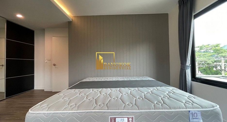 For rent 2 bedrooms apartment in Watthana, Bangkok