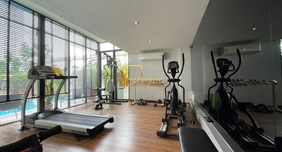For rent 2 bedrooms apartment in Watthana, Bangkok