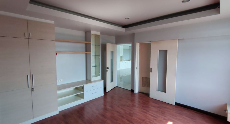 For sale 2 bedrooms condo in Prawet, Bangkok