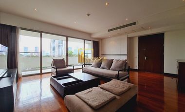 For rent 3 bedrooms apartment in Pathum Wan, Bangkok