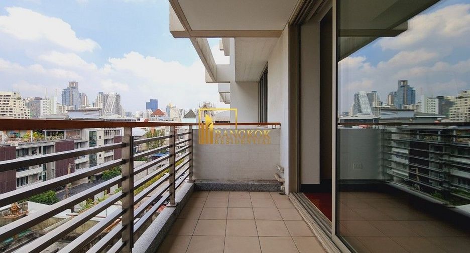 For rent 3 bedrooms apartment in Pathum Wan, Bangkok