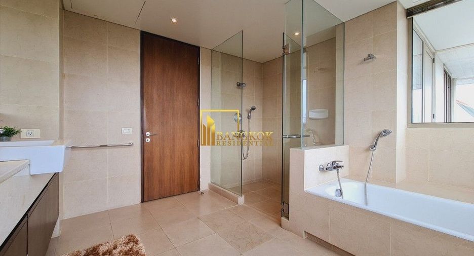 For rent 3 bedrooms apartment in Pathum Wan, Bangkok