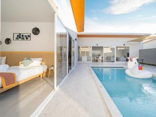 For rent 4 bedrooms villa in Mueang Phuket, Phuket