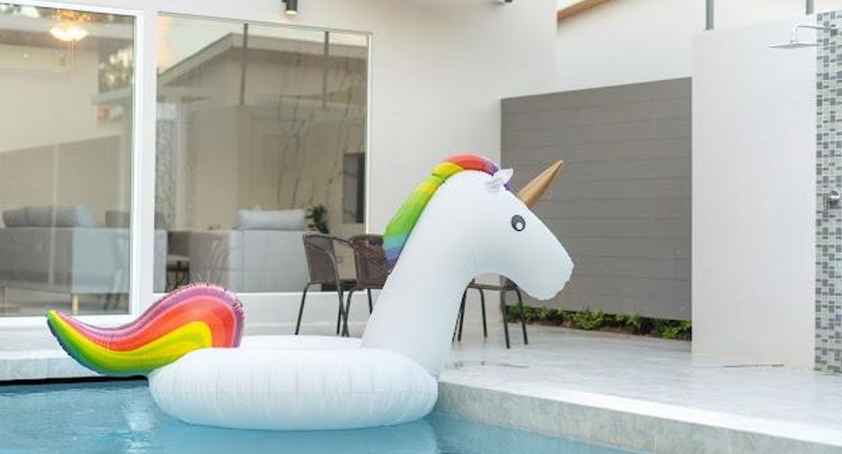 Villa en alquiler de 4 habitaciones en Mueang Phuket, Phuket