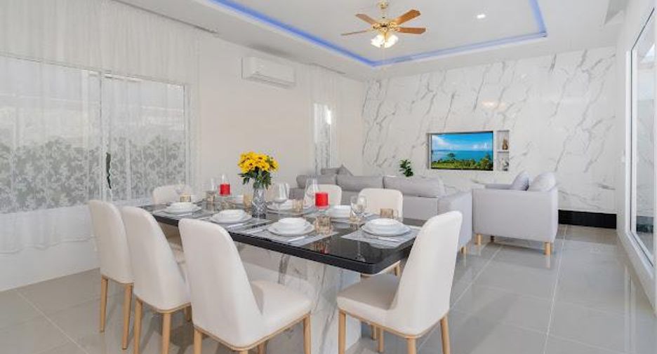 Villa en alquiler de 4 habitaciones en Mueang Phuket, Phuket