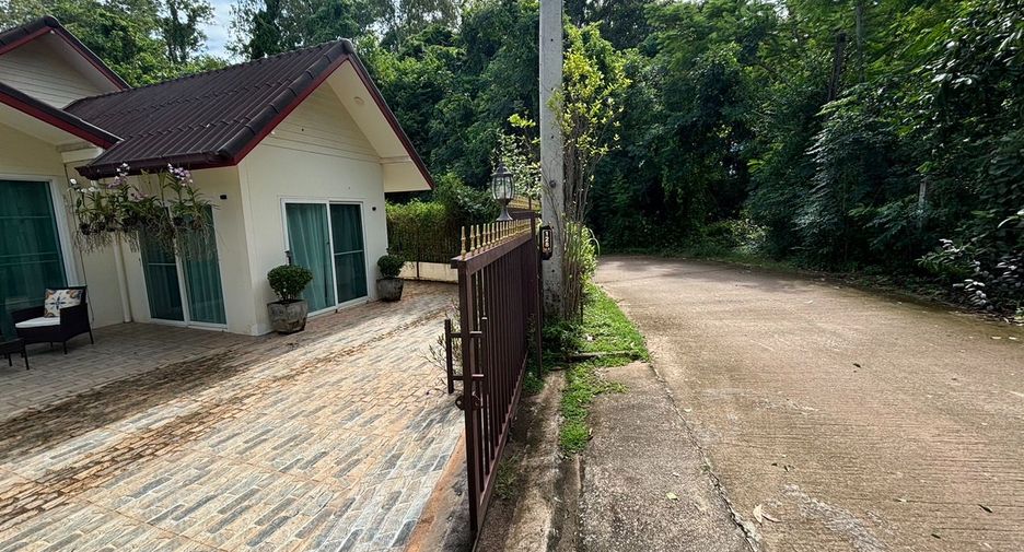 Casa en alquiler de 3 habitaciones en Klaeng, Rayong