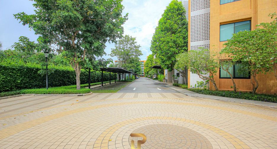For sale 2 bedrooms condo in Cha Am, Phetchaburi