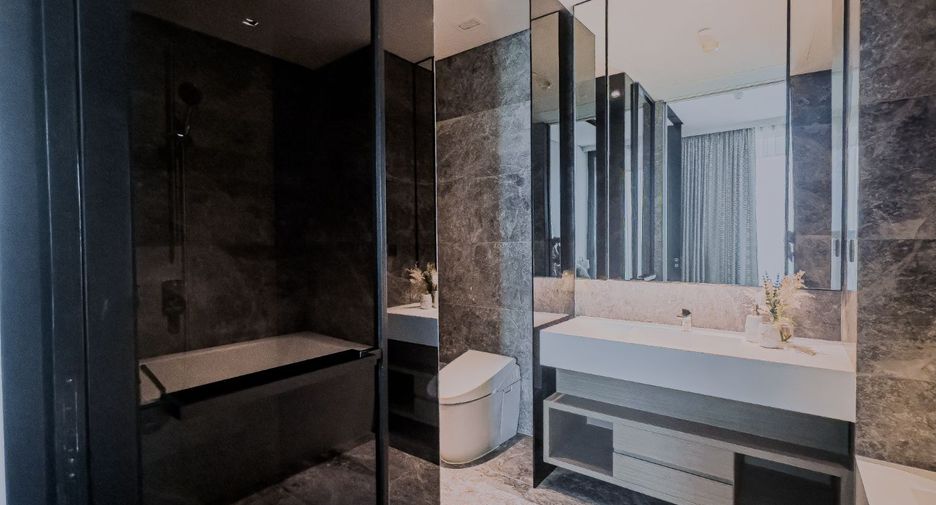 For rent 1 bed condo in Khlong San, Bangkok