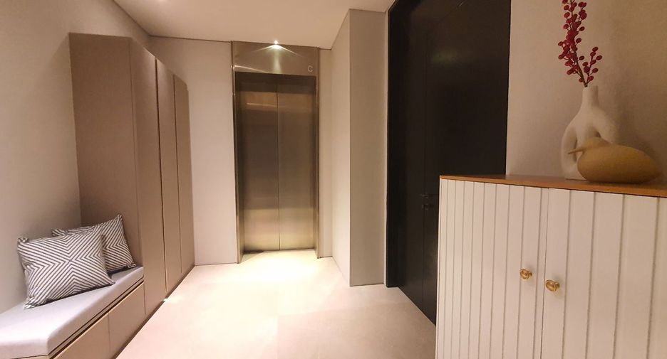 For rent 1 bed condo in Khlong San, Bangkok
