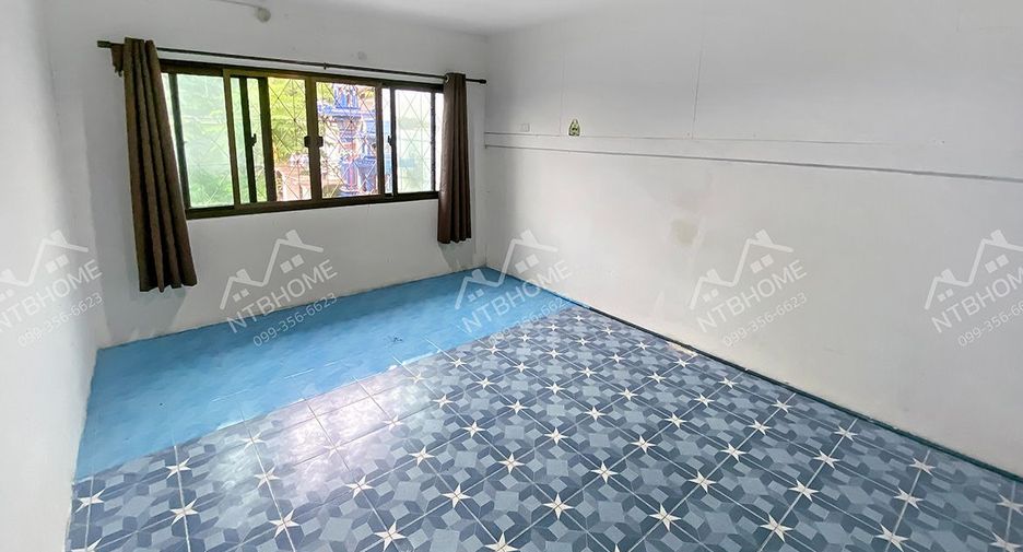 For sale 4 bedrooms townhouse in Bang Bua Thong, Nonthaburi