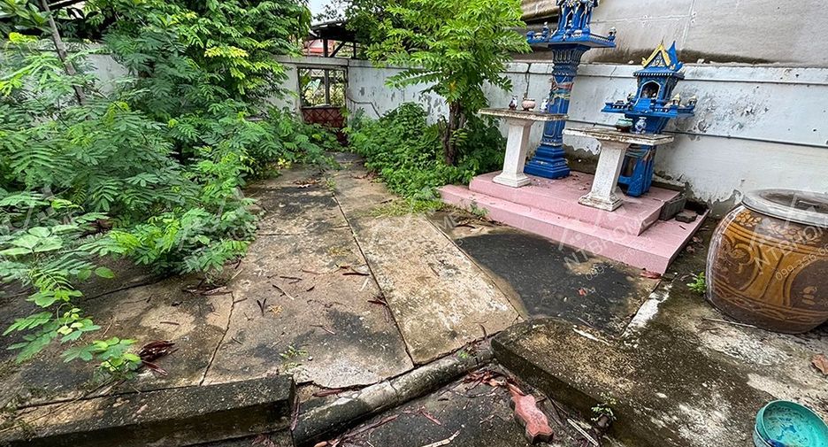 For sale 4 bedrooms townhouse in Bang Bua Thong, Nonthaburi