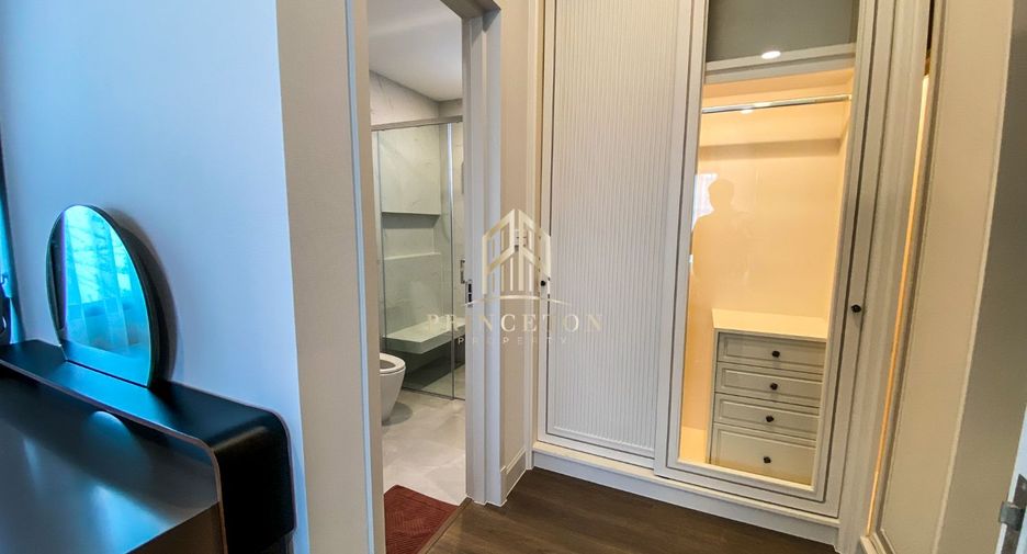 Haus zur Miete mit 4 Zimmer in Saphan Sung, Bangkok