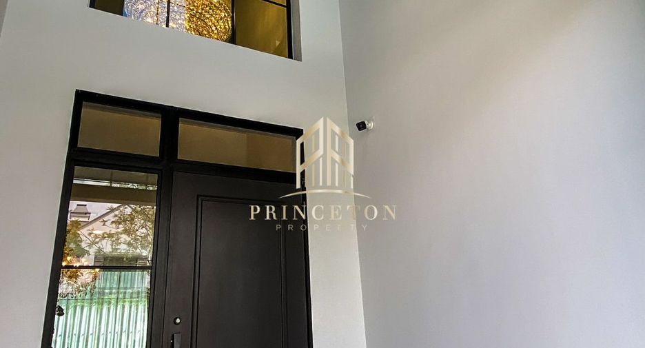 Haus zur Miete mit 4 Zimmer in Saphan Sung, Bangkok