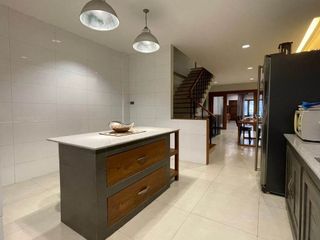 For rent 2 bedrooms townhouse in Yan Nawa, Bangkok