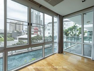 For rent 4 Beds condo in Khlong Toei, Bangkok
