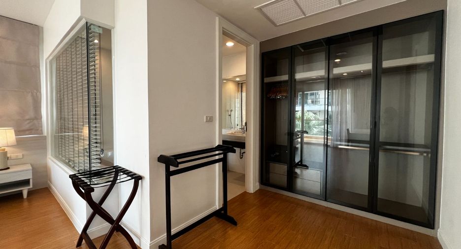 For rent 2 bed condo in Mueang Krabi, Krabi