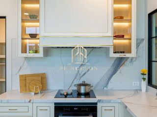For rent and for sale 4 bed house in Saphan Sung, Bangkok