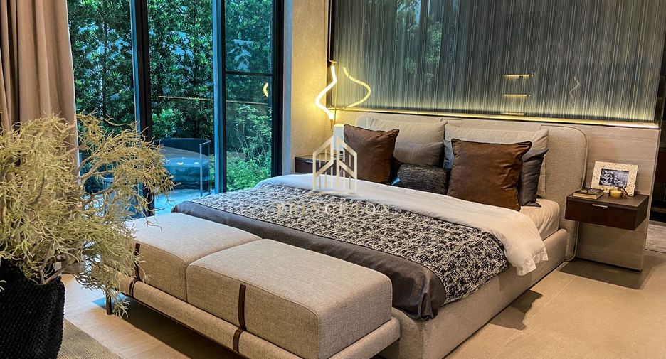 Casa en alquiler y en venta de 4 habitaciones en Saphan Sung, Bangkok