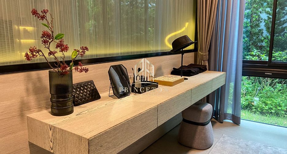 Casa en alquiler y en venta de 4 habitaciones en Saphan Sung, Bangkok