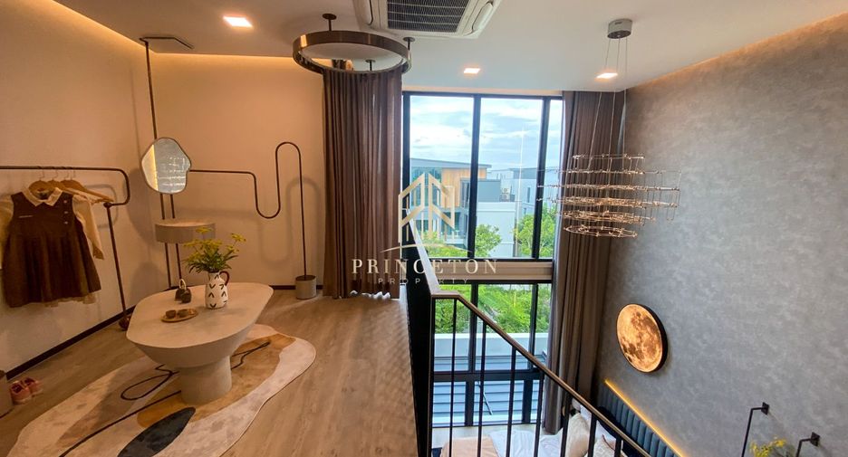 Casa en alquiler y en venta de 4 habitaciones en Saphan Sung, Bangkok