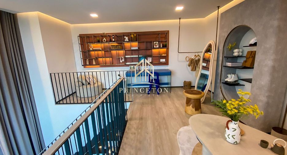 Casa en alquiler y en venta de 4 habitaciones en Saphan Sung, Bangkok