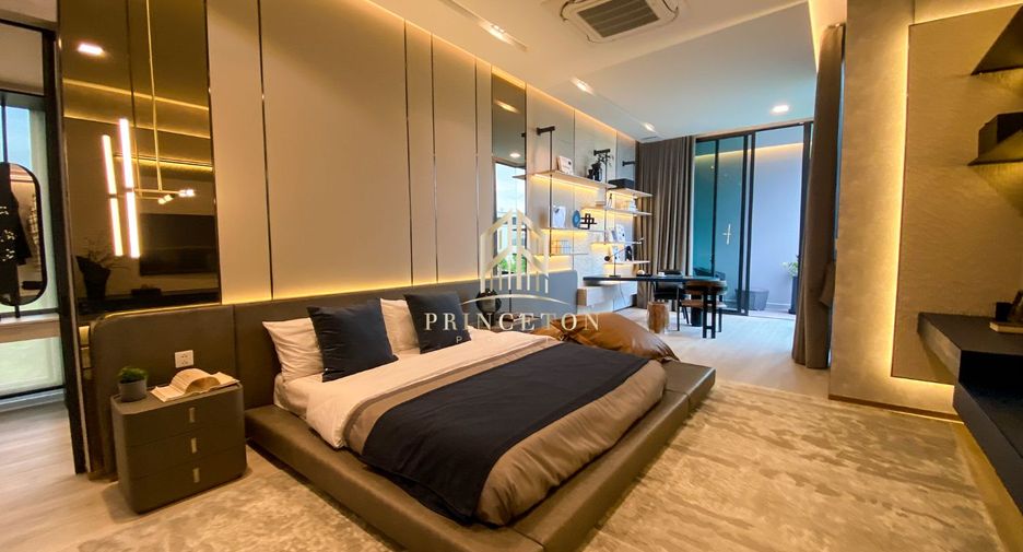 Casa en alquiler y en venta de 4 habitaciones en Saphan Sung, Bangkok