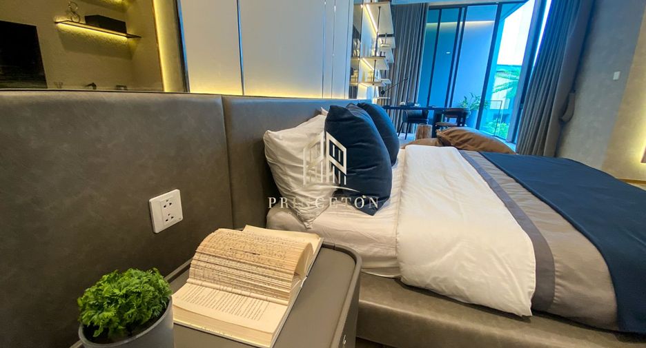 Casa en alquiler y en venta de 4 habitaciones en Saphan Sung, Bangkok