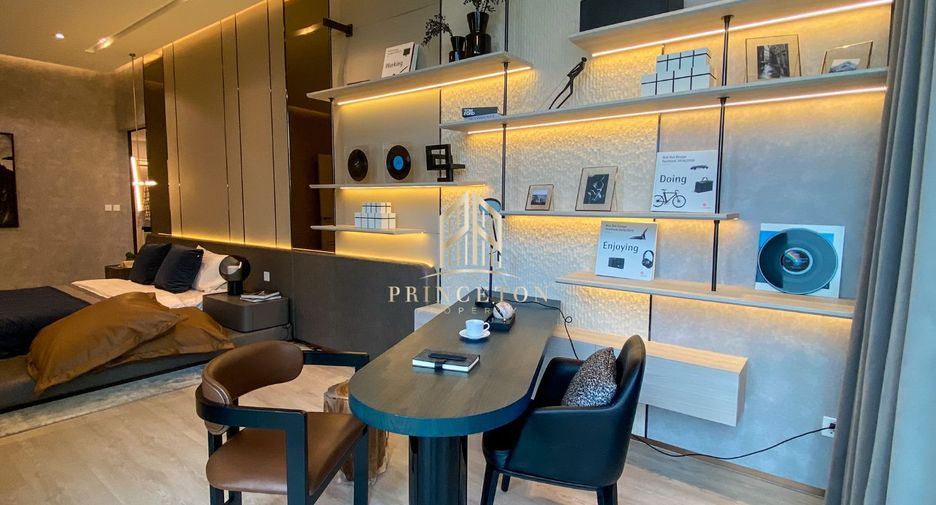 Casa en alquiler y en venta de 4 habitaciones en Saphan Sung, Bangkok