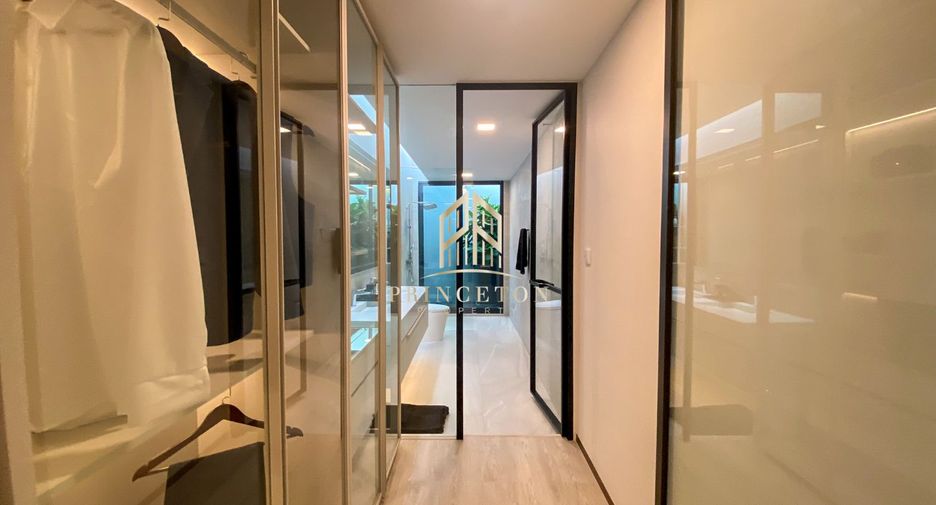 Casa en alquiler y en venta de 4 habitaciones en Saphan Sung, Bangkok