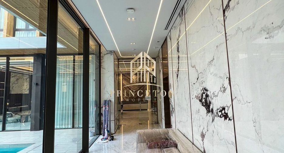 For sale 5 bedrooms house in Bueng Kum, Bangkok