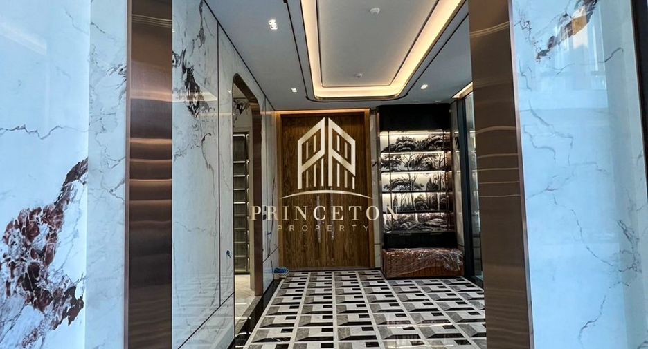 For sale 5 bedrooms house in Bueng Kum, Bangkok