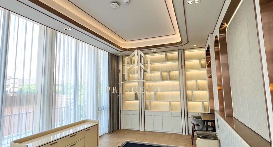 For sale 5 bedrooms house in Bueng Kum, Bangkok