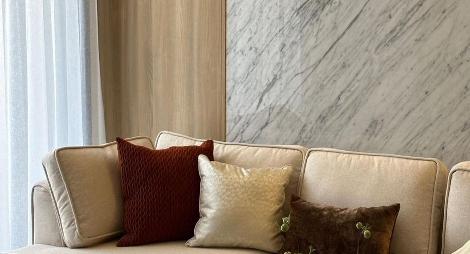 For rent and for sale 1 bed condo in Pathum Wan, Bangkok
