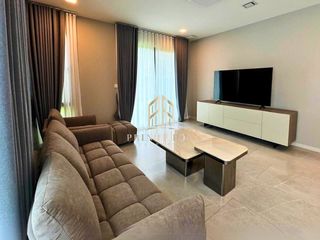 Casa en alquiler de 4 habitaciones en Lat Krabang, Bangkok