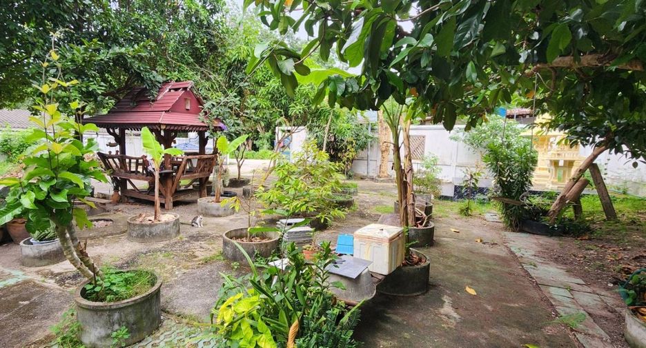 For sale 6 bedrooms house in Nikhom Phatthana, Rayong