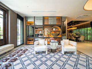 For sale 5 Beds house in Lat Krabang, Bangkok