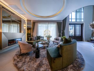For sale 4 Beds house in Lat Krabang, Bangkok