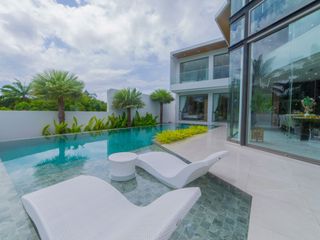 For rent and for sale 5 bedrooms villa in Kathu, Phuket
