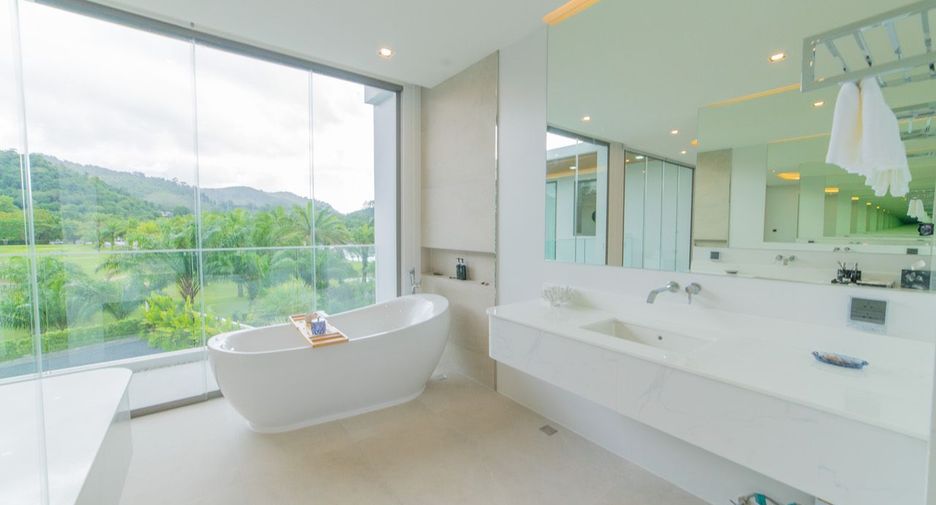For rent and for sale 5 bedrooms villa in Kathu, Phuket