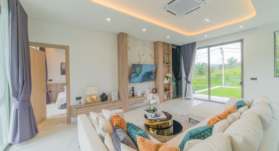 For rent and for sale 5 bedrooms villa in Kathu, Phuket