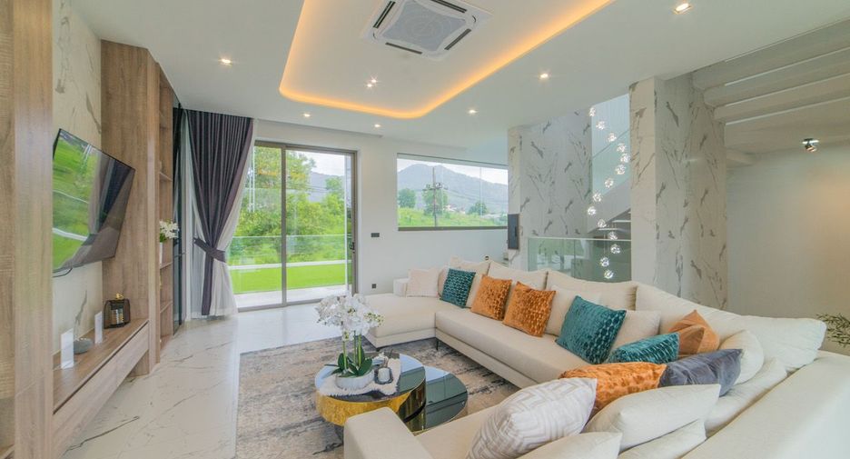 For rent and for sale 5 bedrooms villa in Kathu, Phuket