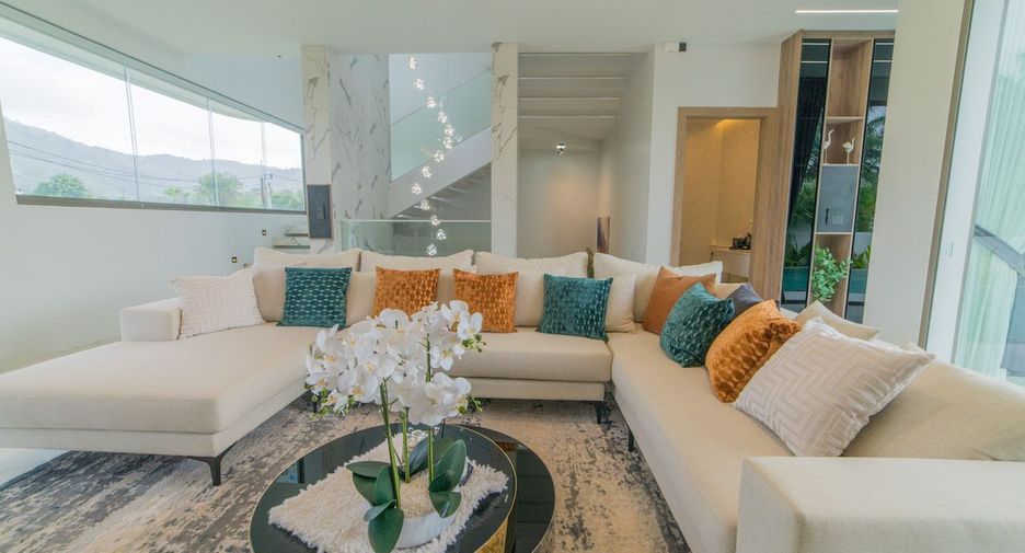 For rent and for sale 5 bedrooms villa in Kathu, Phuket