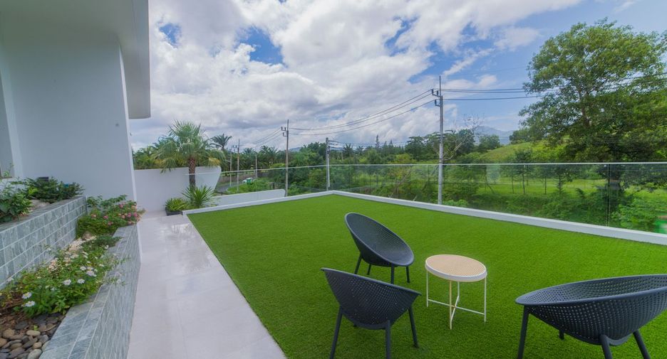 For rent and for sale 5 bedrooms villa in Kathu, Phuket