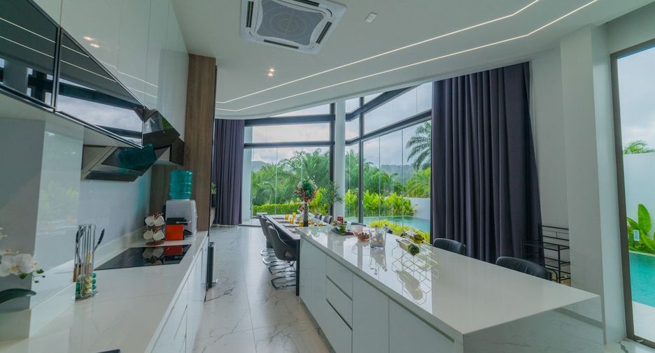 For rent and for sale 5 bedrooms villa in Kathu, Phuket