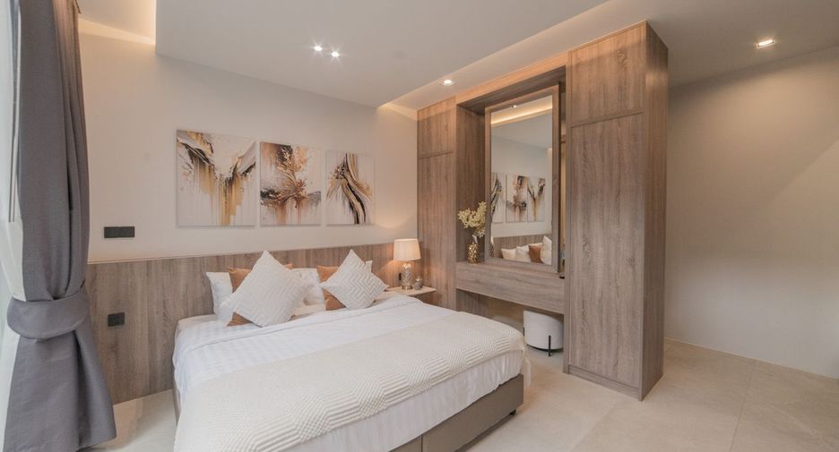 For rent and for sale 5 bedrooms villa in Kathu, Phuket