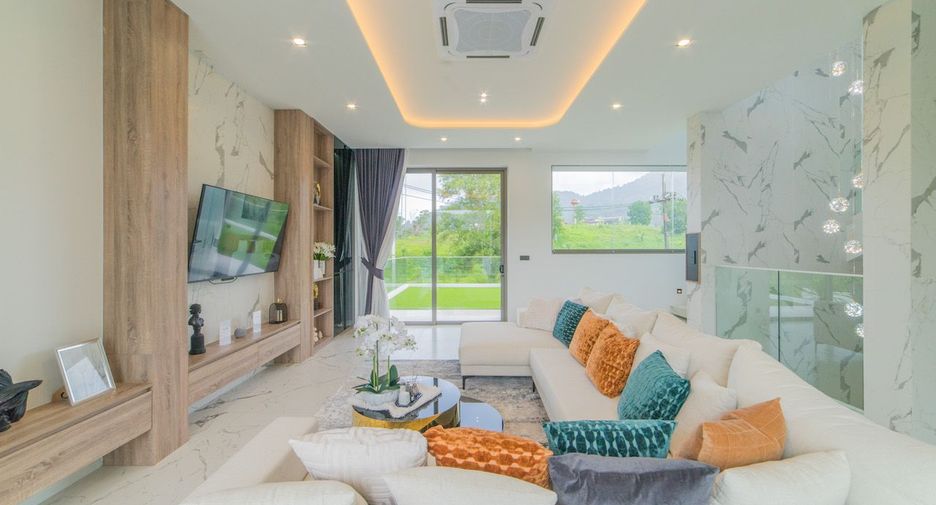 For rent and for sale 5 bedrooms villa in Kathu, Phuket