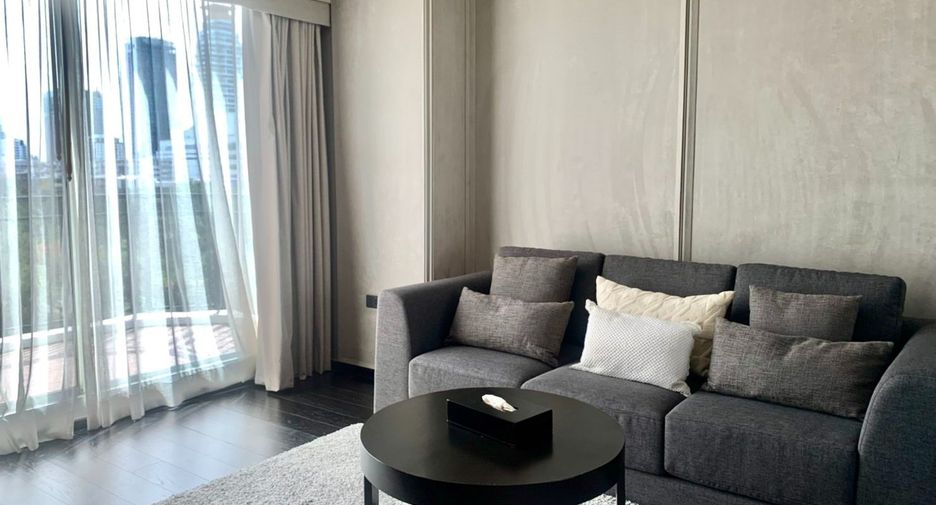 For rent studio condo in Watthana, Bangkok