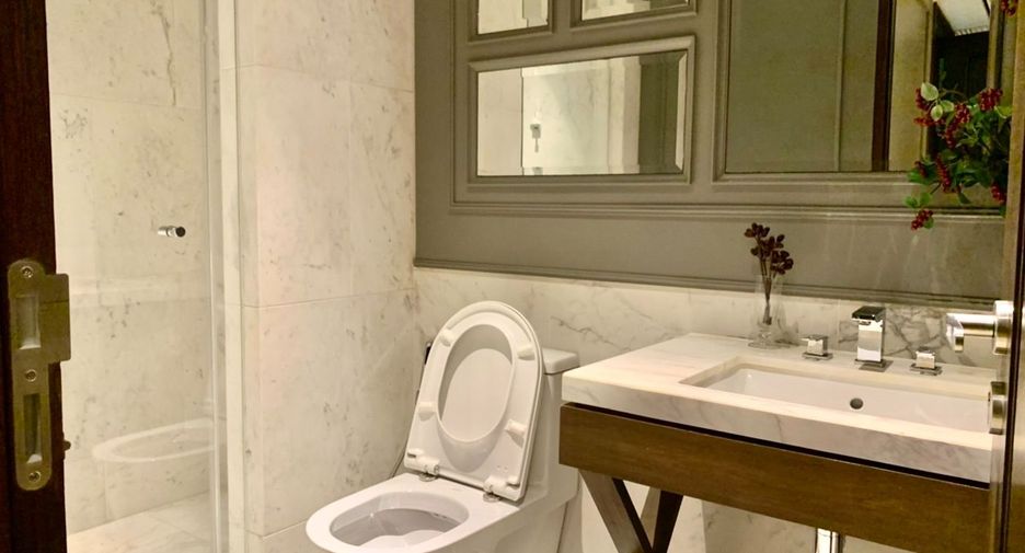 For rent studio condo in Watthana, Bangkok