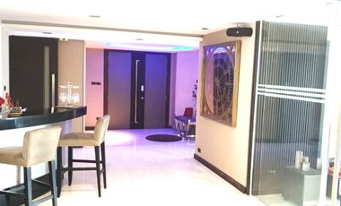 À vendre 4 chambres condo à Khlong Toei, Bangkok